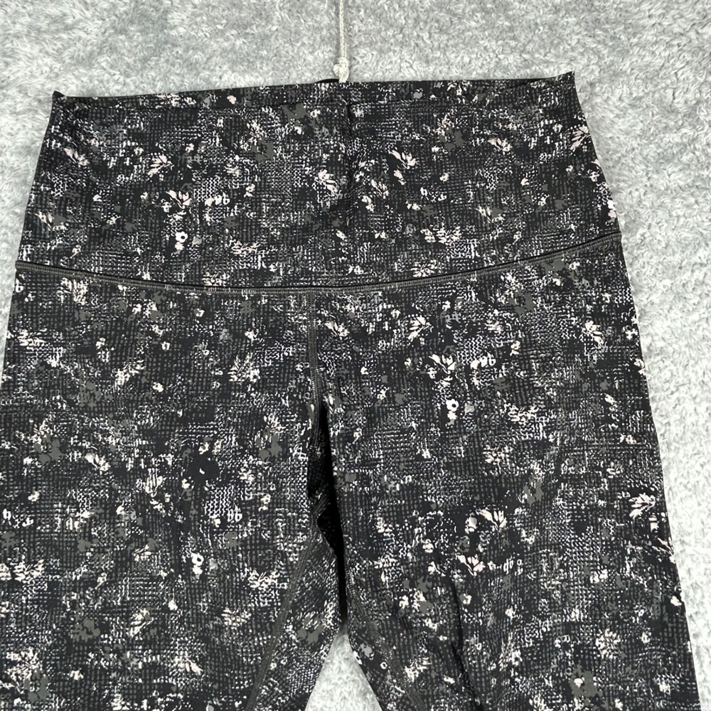Lululemon Wunder Under High Rise Crop Legging Black White Abstract Print Size 10 - Picture 2 of 7